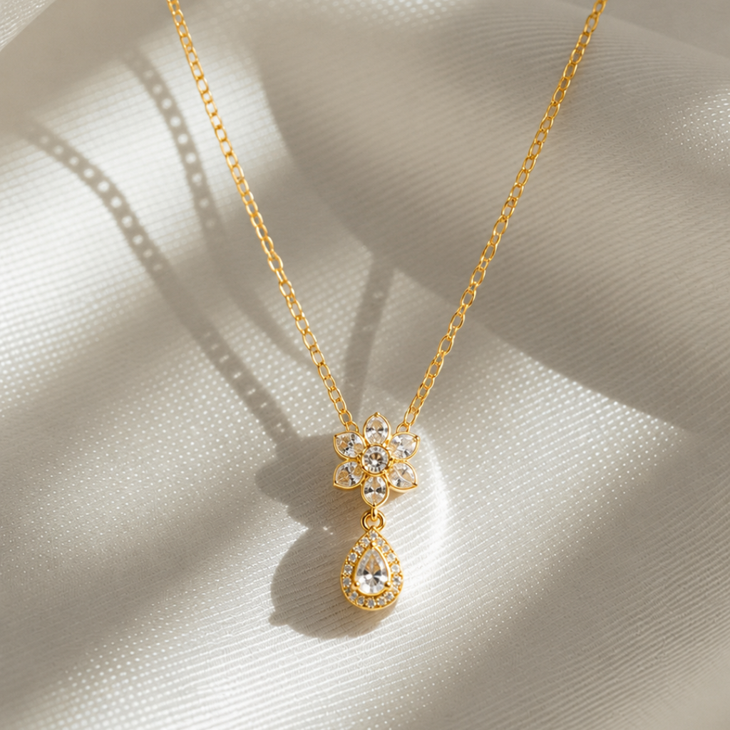 Gulnaar Delicate Floral Silver Polki Pendant
